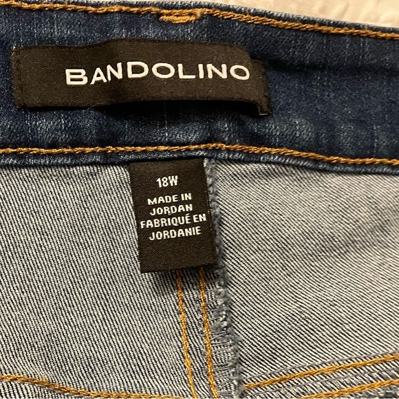 Bandolino Women's Mandie Signature Fit High Rise Straight Leg Jeans - 2 pairs - Picture 4 of 4